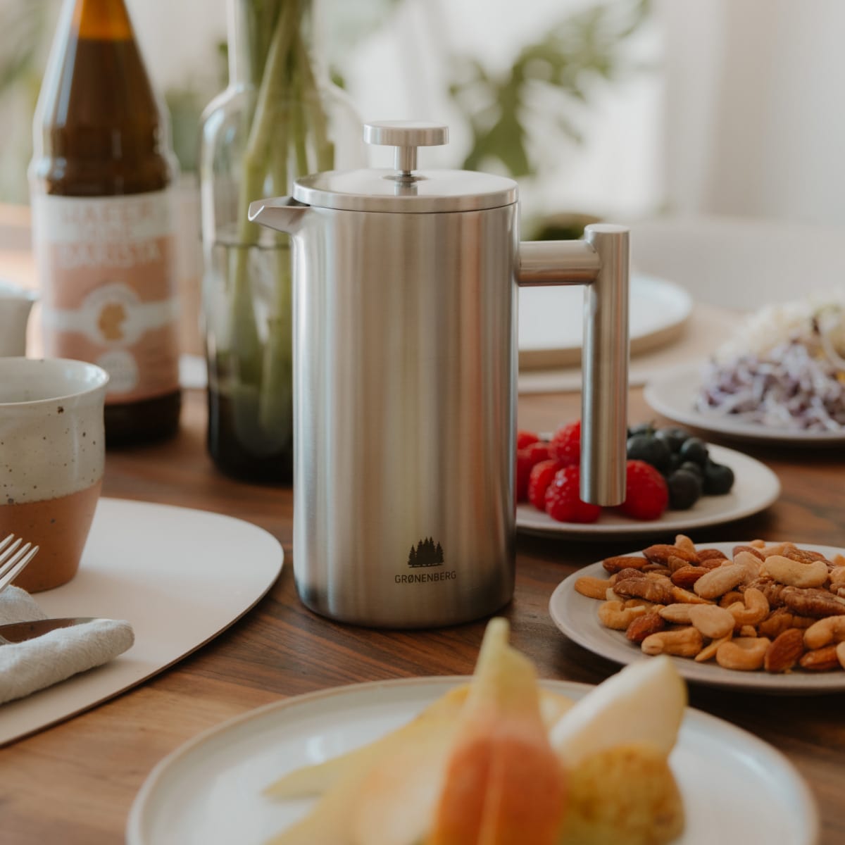 french press auf tisch